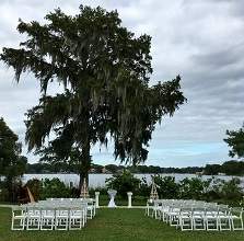 Capen House wedding ceremony